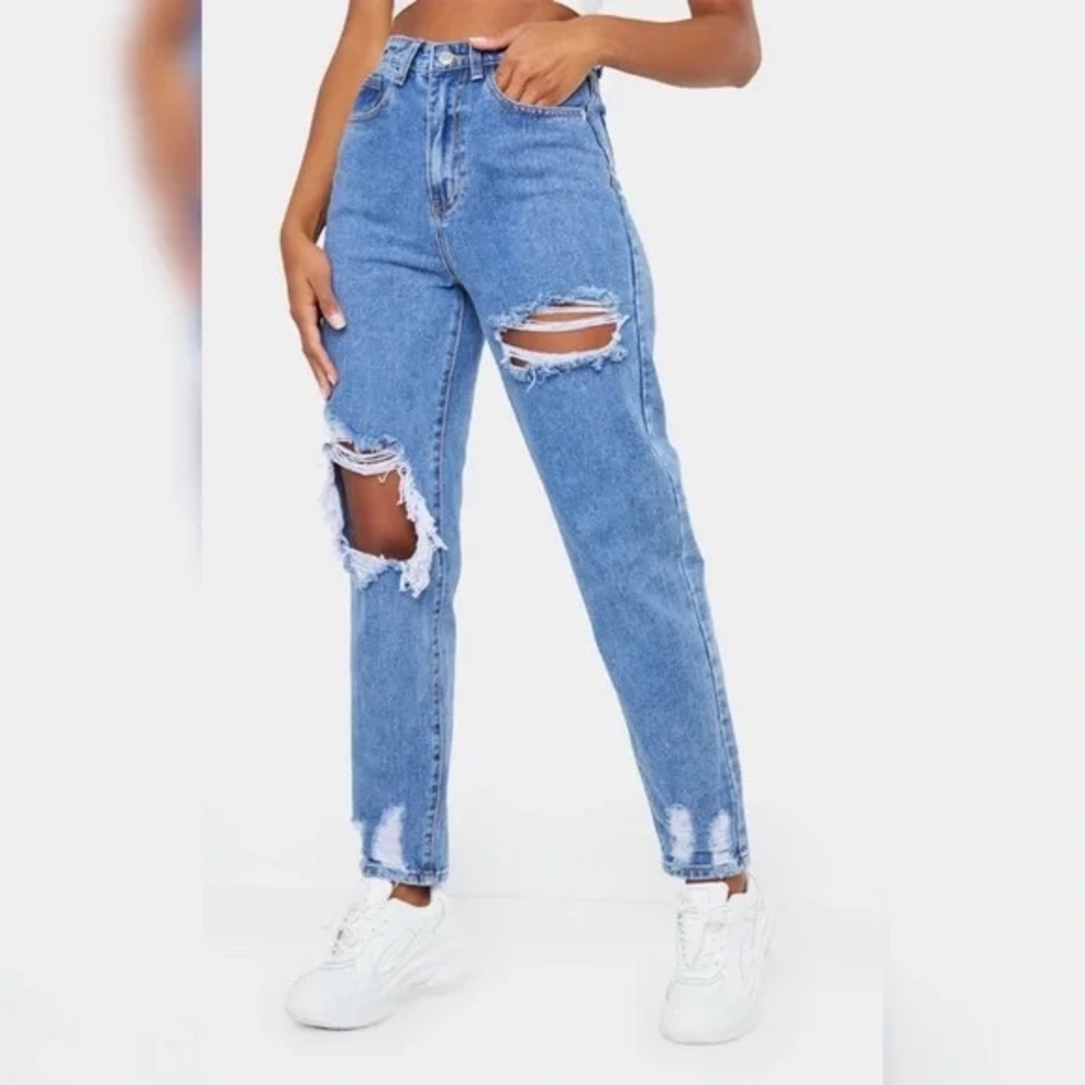 PrettyLittleThing High Rise Blue Jeans Distressed